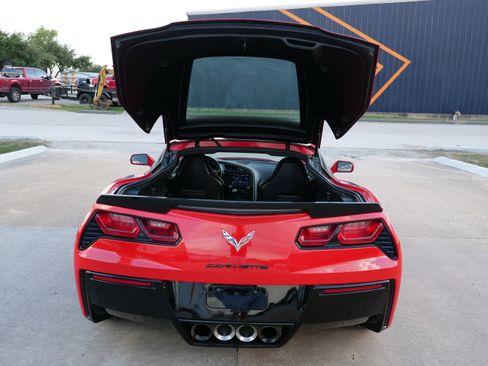 Used 2015 Chevrolet Corvette Stingray Coupe w/ 2LT Preferred Equipment Group image 8
