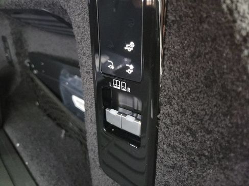 Used 2023 Land Rover Range Rover SE AWD/4WD image 34