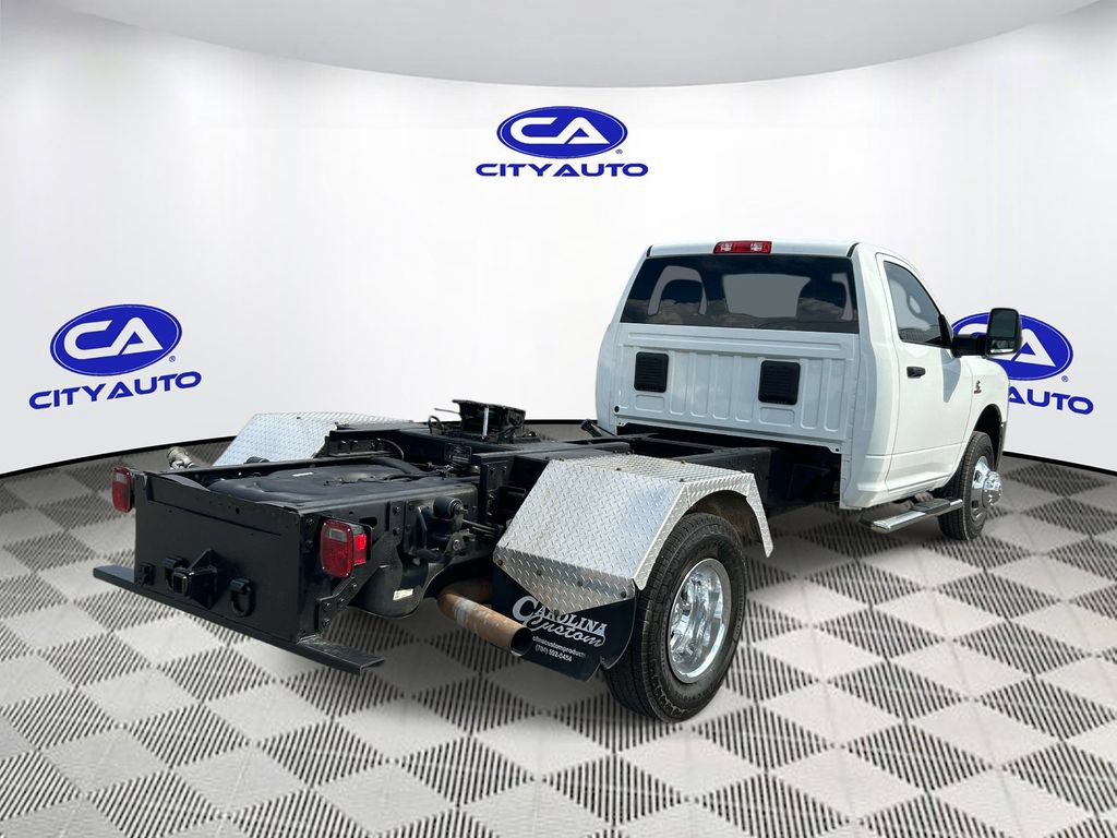 Used 2024 RAM 3500 Tradesman RWD image 3