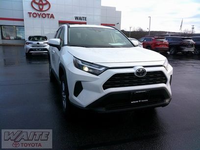 New 2025 Toyota RAV4 LE