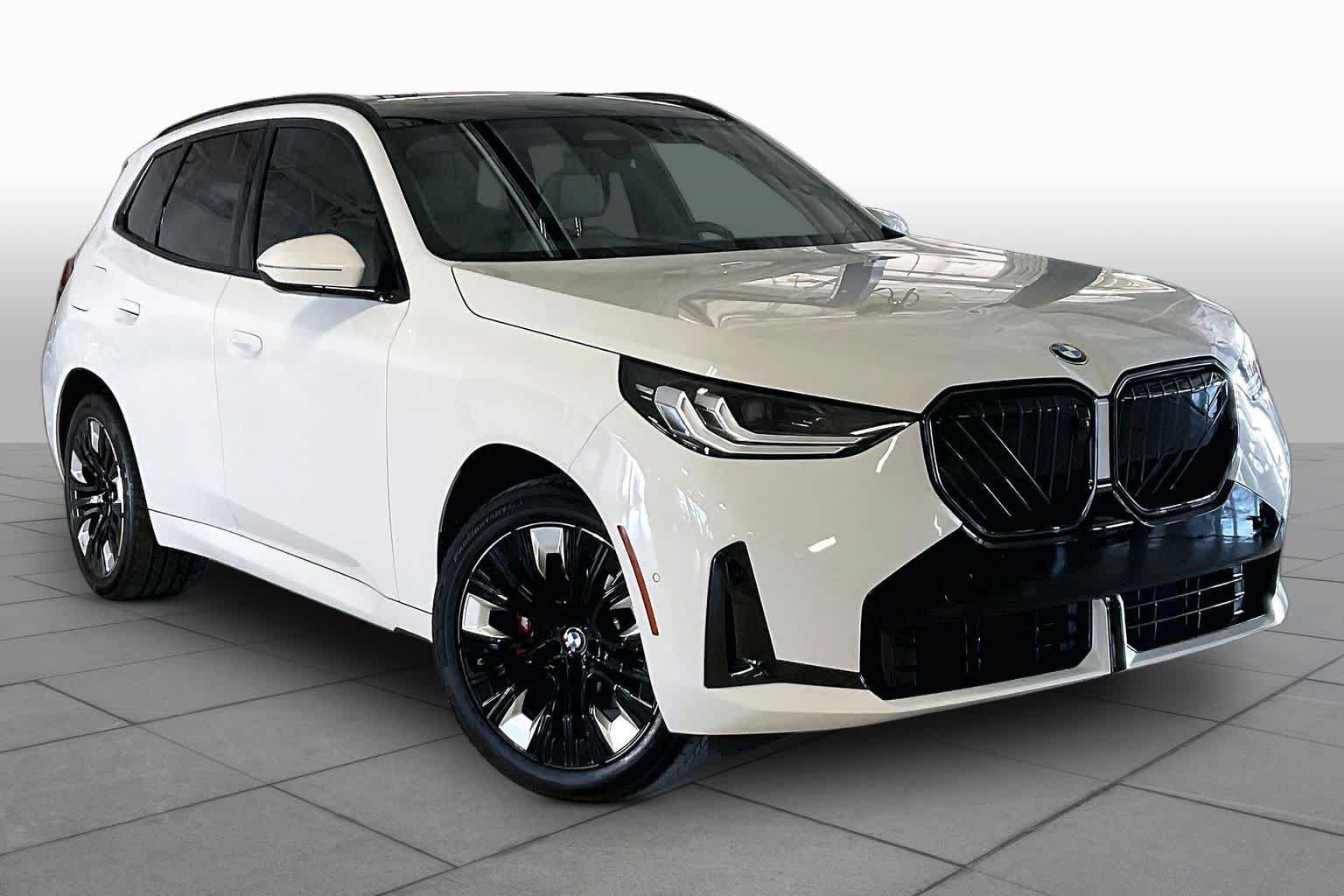 Used 2025 BMW X3 xDrive30i w/ Premium Package AWD/4WD image 2