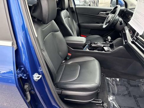 Used 2023 Kia Sportage EX AWD/4WD image 9