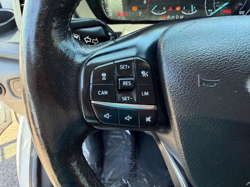 Used 2021 Ford Transit 250 Low Roof RWD image 18