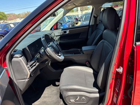 Used 2025 Hyundai Santa Fe SEL image 28