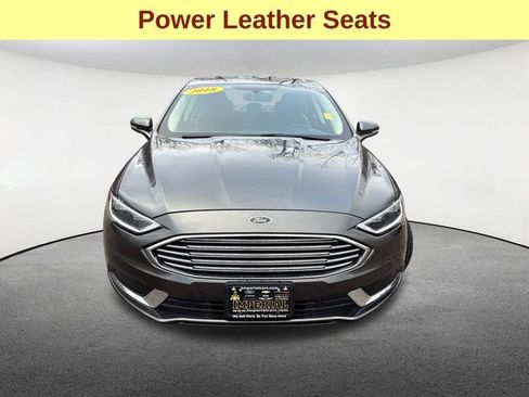 Used 2018 Ford Fusion SE image 4