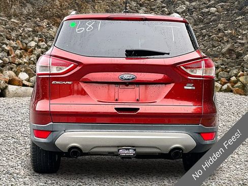 Used 2016 Ford Escape SE w/ SE Cold Weather Package AWD/4WD image 4