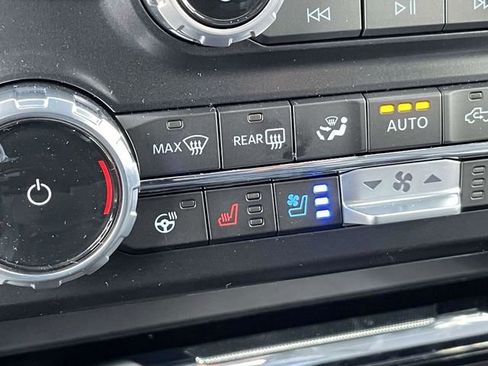 New 2026 Ford F250 Lariat w/ Lariat Premium Package image 17