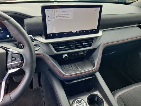 Used 2025 Ford Explorer ST RWD image 24