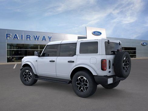 New 2026 Ford Bronco Outer Banks image 34