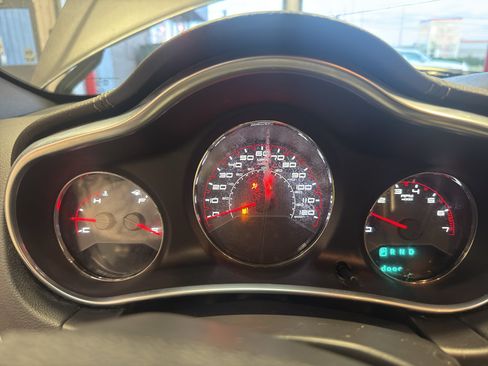 Used 2014 Dodge Avenger SE w/ Blacktop Package FWD image 18