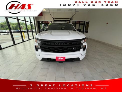 Used 2024 Chevrolet Silverado 1500 Custom w/ LPO, Dark Essentials Package AWD/4WD image 10