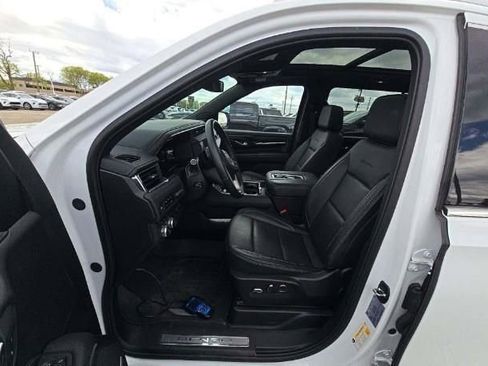 Used 2024 GMC Yukon XL Denali w/ Max Trailering Package AWD/4WD image 11