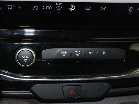 Used 2023 Ford Transit 350 XLT image 33