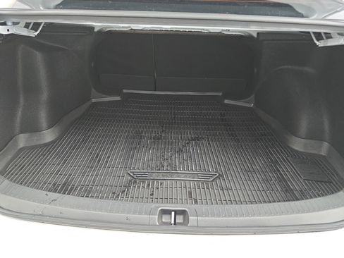 Used 2024 Toyota Corolla SE FWD image 12