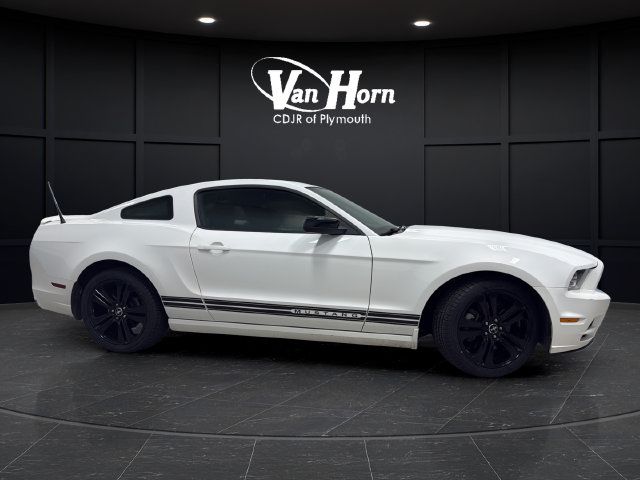 Used 2013 Ford Mustang Coupe w/ V6 Performance Pkg RWD image 8