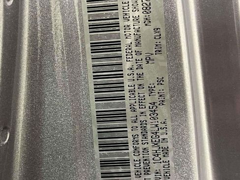 Used 2020 Jeep Wrangler Unlimited Sahara AWD/4WD image 19