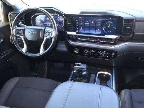 Used 2023 Chevrolet Silverado 1500 LT Trail Boss image 12