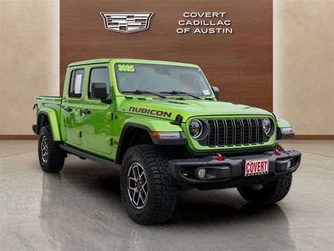 Used 2025 Jeep Gladiator Rubicon image 6