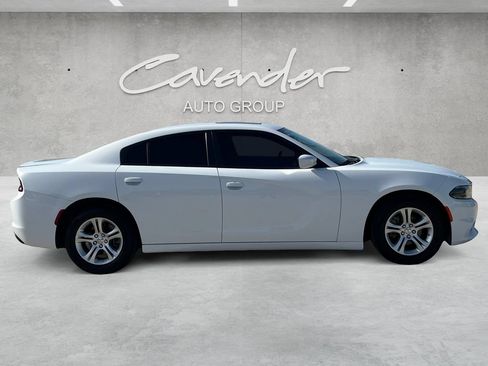 Used 2022 Dodge Charger SXT w/ Leather Interior Group RWD image 17