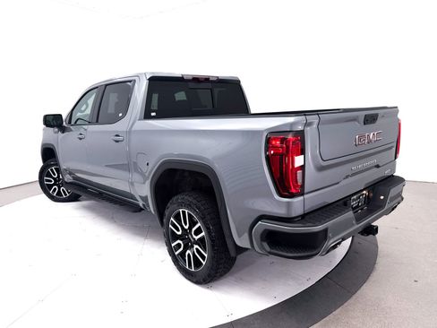 Used 2023 GMC Sierra 1500 AT4 w/ AT4 Premium Package AWD/4WD image 3