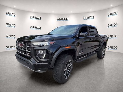 Used 2023 GMC Canyon AT4 w/ AT4 Premium Package AWD/4WD image 3