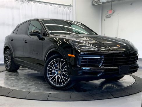 Certified 2023 Porsche Cayenne Coupe AWD/4WD image 9