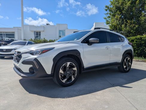 Used 2024 Subaru Crosstrek 2.5i Limited w/ Crosstrek Mirror Package AWD/4WD image 8