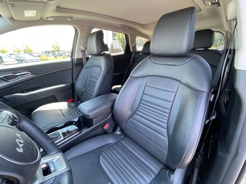 Used 2024 Kia Sportage SX image 22