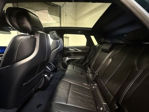 Used 2024 Cadillac Lyriq Sport AWD/4WD image 37