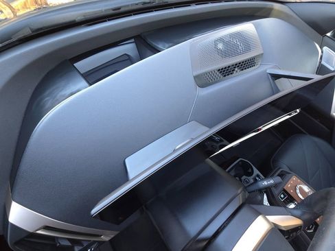 Used 2023 BMW iX M60 image 11