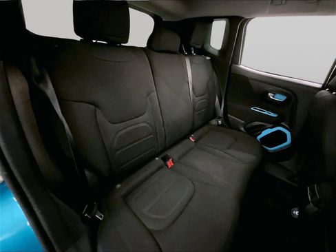 Used 2021 Jeep Renegade Latitude image 26