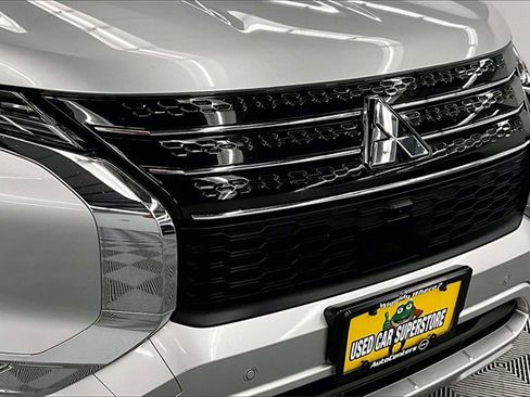 Used 2024 Mitsubishi Outlander SEL image 29