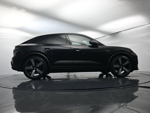 Used 2024 Porsche Macan 4 Electric image 54
