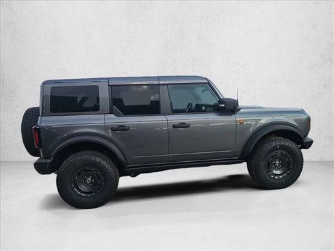 New 2025 Ford Bronco Badlands image 6