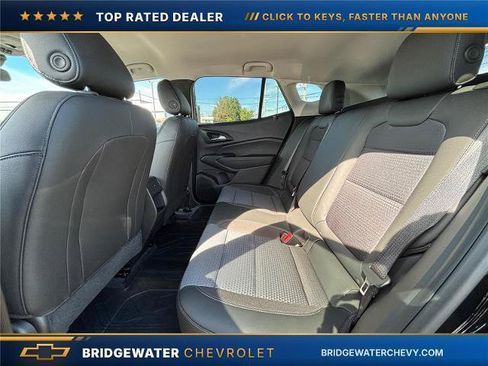 Used 2024 Chevrolet Trax LT w/ Driver Confidence Package FWD image 15