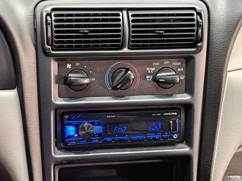 Used 1997 Ford Mustang GT RWD image 6
