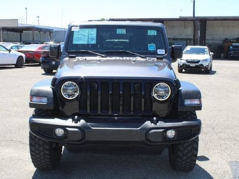 Used 2022 Jeep Wrangler Unlimited Sport AWD/4WD image 2