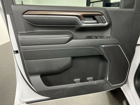 Certified 2024 Chevrolet Silverado 2500 LT w/ Convenience Package AWD/4WD image 21