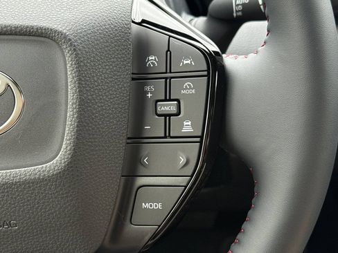 New 2026 Toyota Prius Plug-In Hybrid FWD image 29