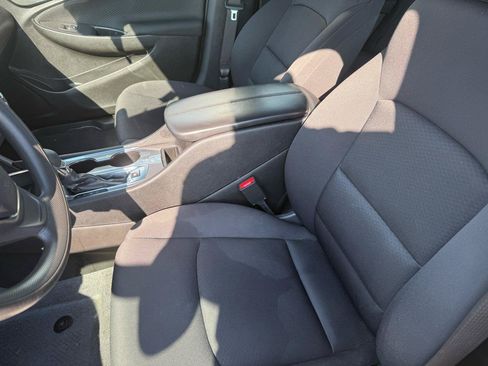Used 2024 Chevrolet Malibu LT FWD image 11