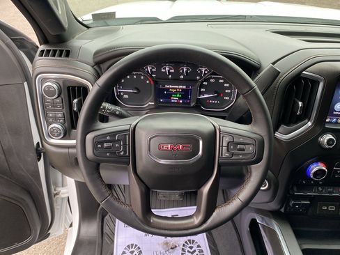 Certified 2022 GMC Sierra 2500 AT4 image 22