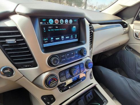 Used 2019 GMC Yukon XL Denali image 14