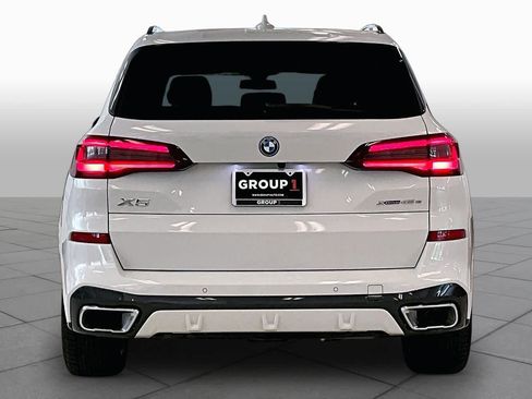 Used 2023 BMW X5 xDrive45e w/ M Sport Package AWD/4WD image 7