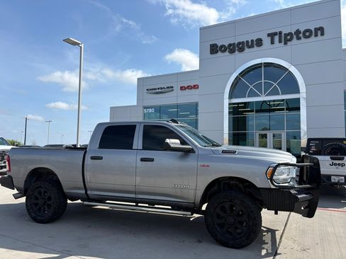 Used 2022 RAM 2500 Tradesman image 1