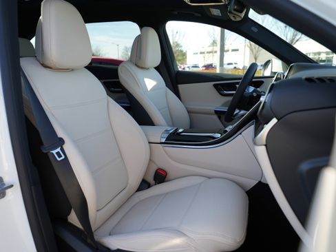 New 2026 Mercedes-Benz GLC 300 4MATIC image 37