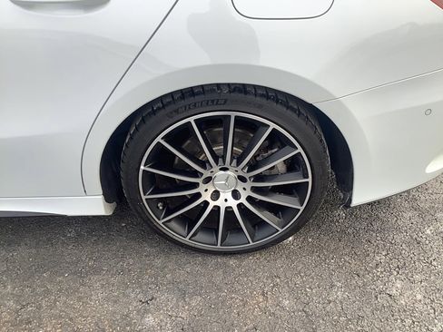 Used 2021 Mercedes-Benz A 35 AMG 4MATIC image 8