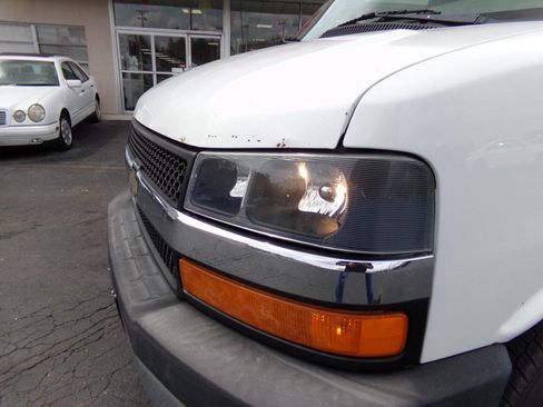 Used 2013 Chevrolet Express 3500 LT w/ LT Preferred Equipment Group RWD image 36