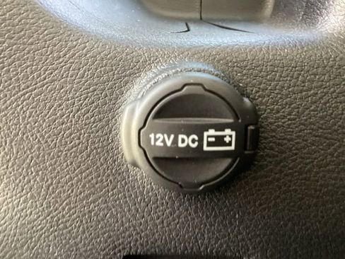 Used 2025 Jeep Wrangler Unlimited Sport AWD/4WD image 10
