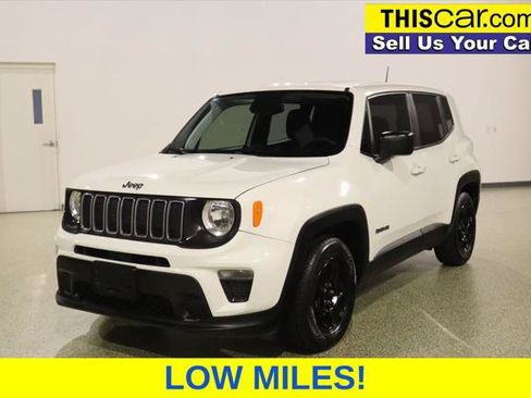 Used 2019 Jeep Renegade Sport w/ UConnect 7.0 Group FWD image 4