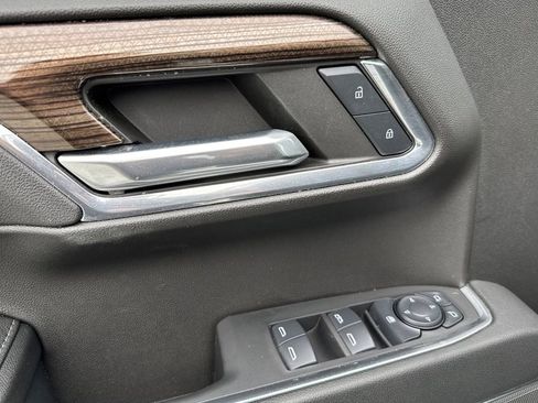 Used 2024 Chevrolet Silverado 1500 RST image 10